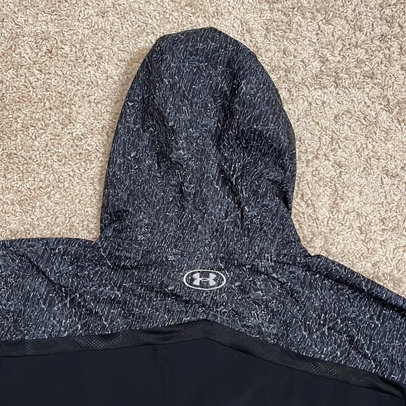 NWT Under Armor Men's Run True Printed Black Reflective Jacket 1300729 SZ XXL - Picture 7 of 8